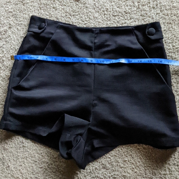 Topshop Black Short Shorts Side Zip - Size Small - Picture 5 of 9